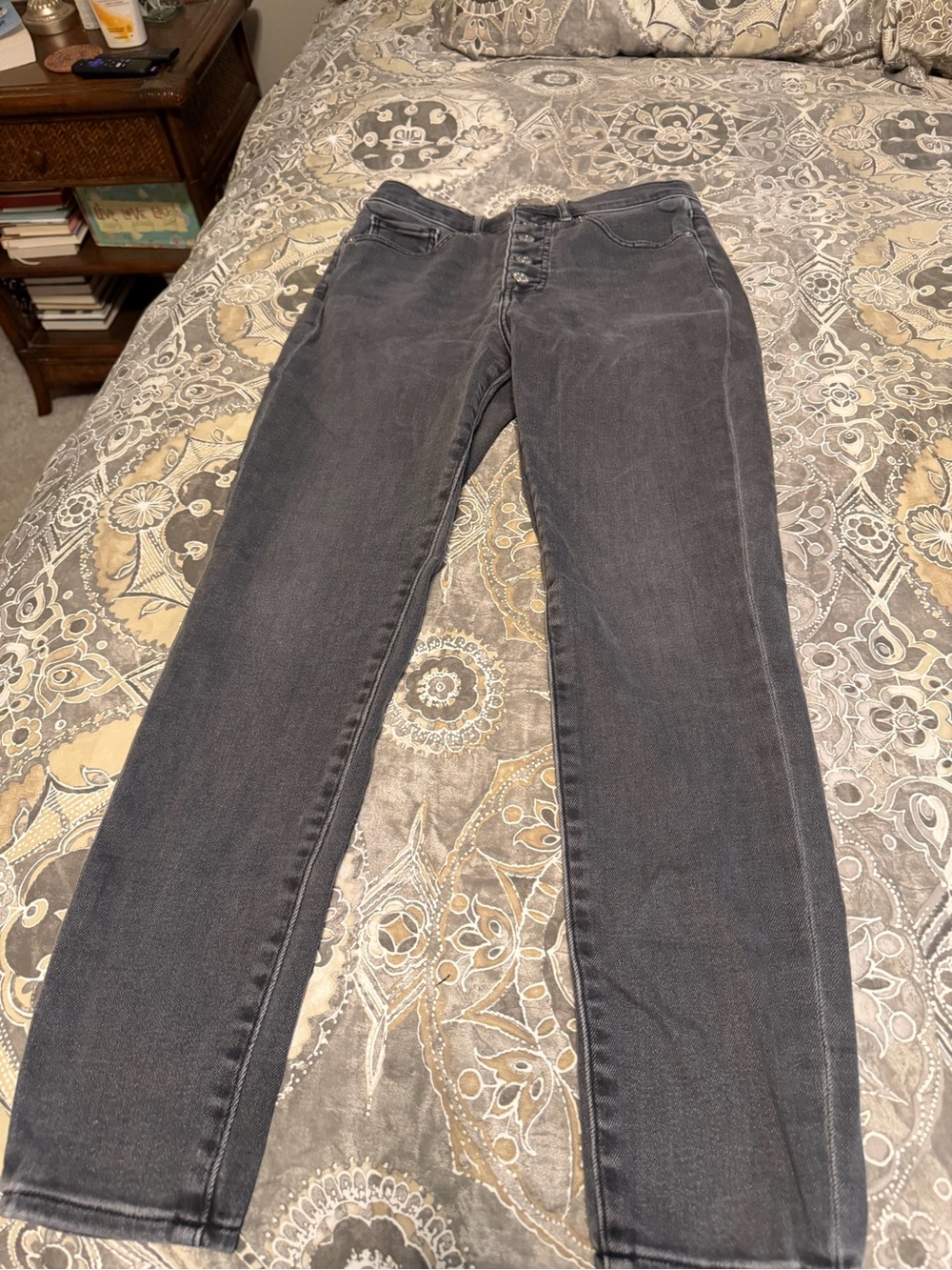 Black Express Skinny High Rise Jeans - Black